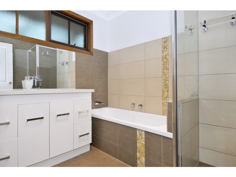 10 Gainford Court, Greenvale VIC 3059