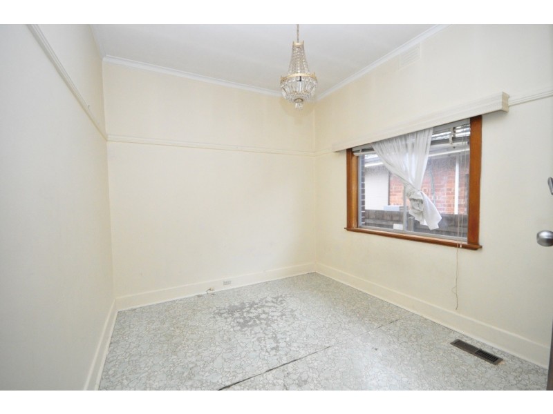 72 Reynolds Parade, Pascoe Vale South VIC 3044