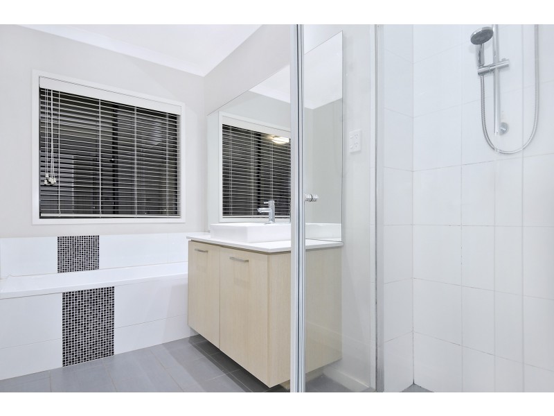 51 Ben Loman Circuit, Craigieburn VIC 3064