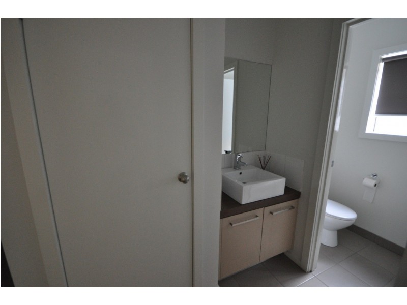 45 Lamour Avenue, South Morang VIC 3752