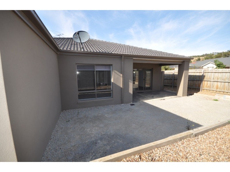 45 Lamour Avenue, South Morang VIC 3752