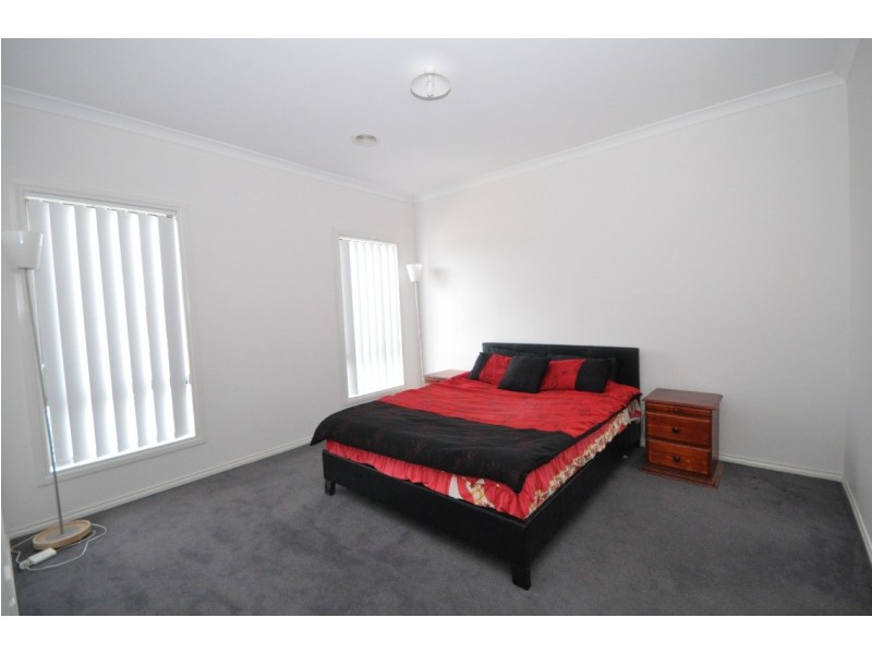 39 Gateshead Street, Craigieburn VIC 3064