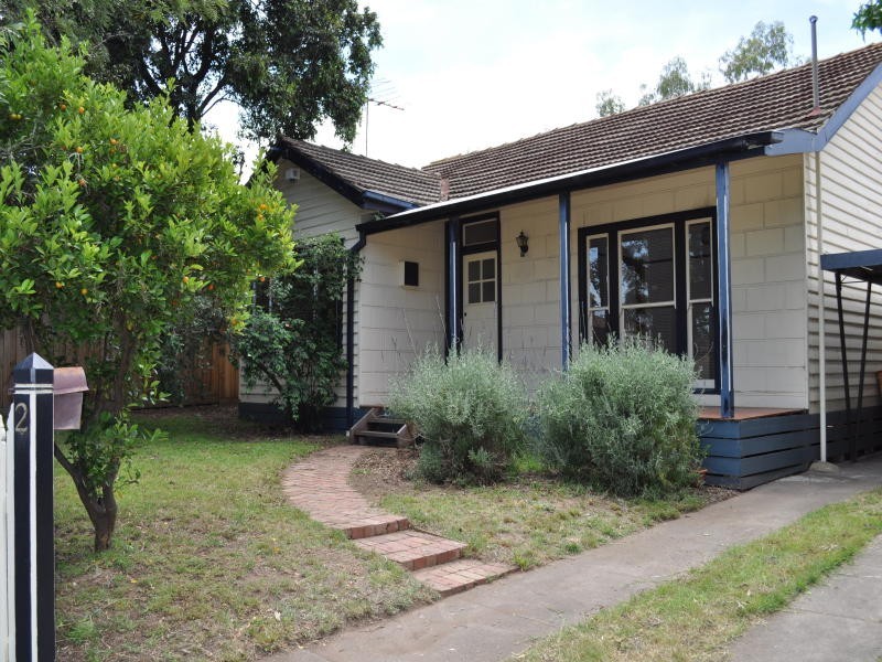 2 Galtes Crescent, Brunswick West VIC 3055
