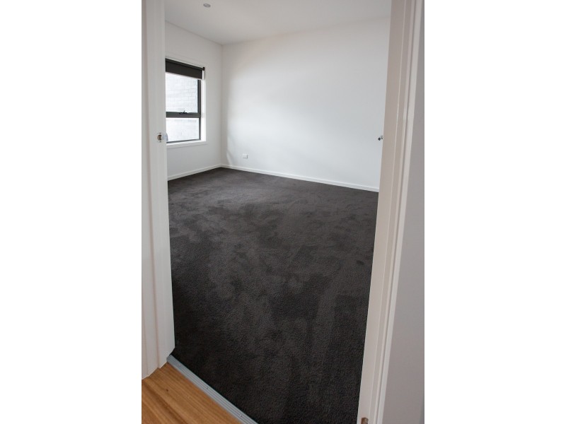 3/1 Staples Court, Hadfield VIC 3046