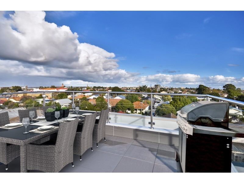 302/39 Gaffney Street, Coburg VIC 3058