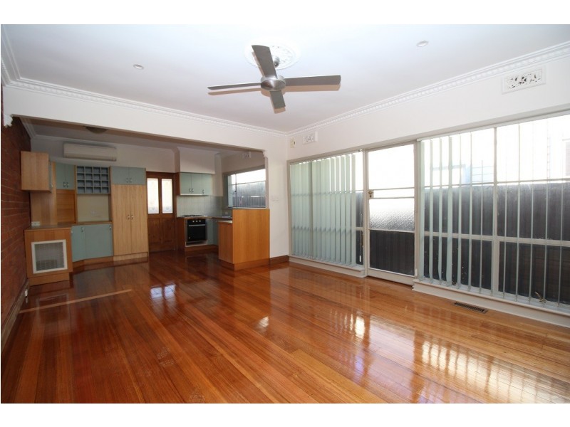 36 Sussex Street, Pascoe Vale South VIC 3044