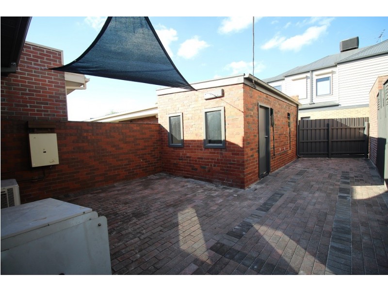 36 Sussex Street, Pascoe Vale South VIC 3044