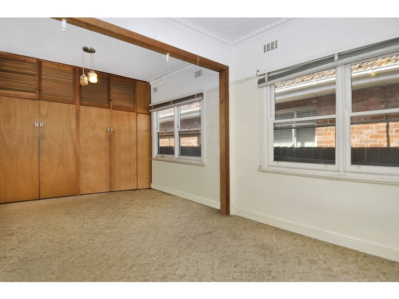 27 Westgate Street, Pascoe Vale South VIC 3044