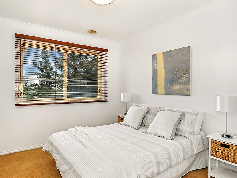 1/94 Railway Parade, Pascoe Vale VIC 3044