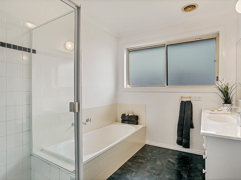 1/94 Railway Parade, Pascoe Vale VIC 3044