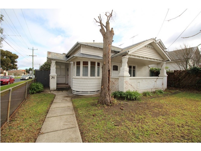 71 Springhall Parade, Pascoe Vale South VIC 3044