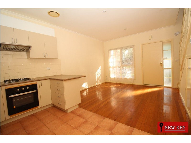 14B Calwell Street, Kensington VIC 3031