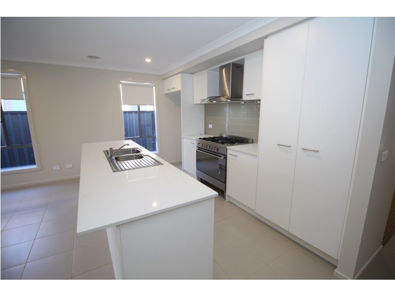 376 Highlander Drive, Craigieburn VIC 3064