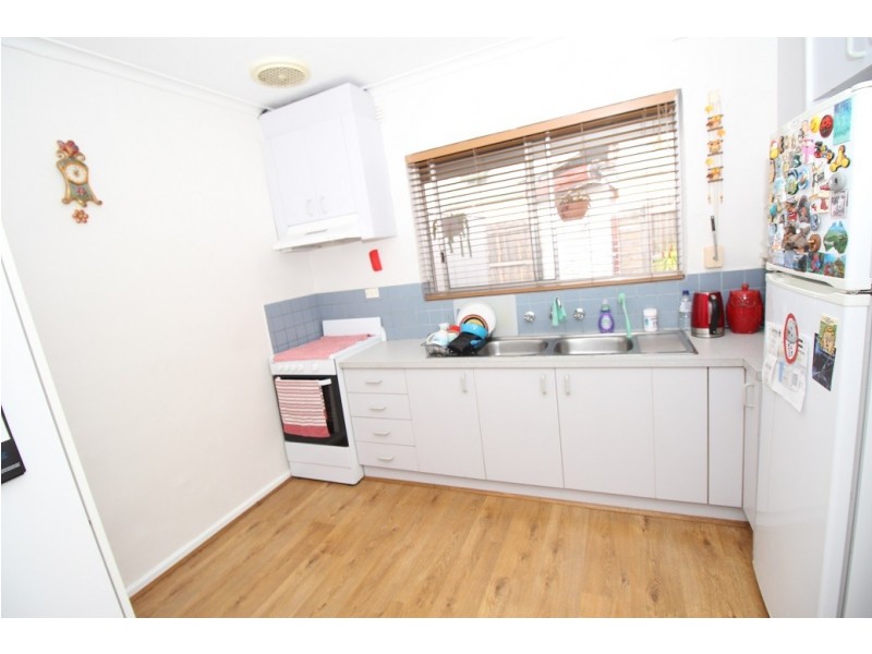 2/30 Banksia Grove, Tullamarine VIC 3043