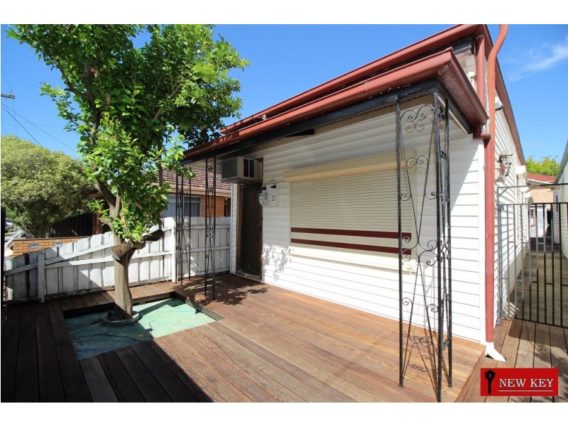 21 Errol Avenue, Brunswick VIC 3056