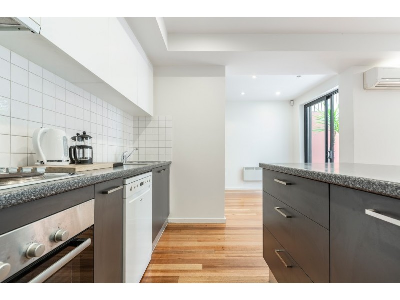 31 Drummond Street, Carlton VIC 3053