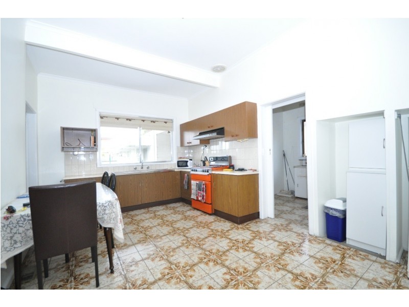 86 Reynolds Parade, Pascoe Vale South VIC 3044