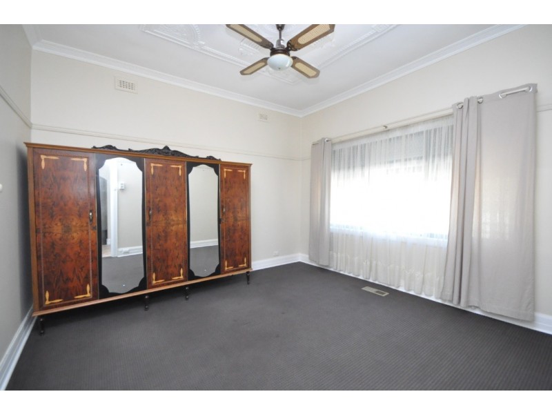 86 Reynolds Parade, Pascoe Vale South VIC 3044