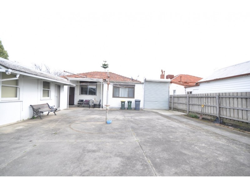 86 Reynolds Parade, Pascoe Vale South VIC 3044