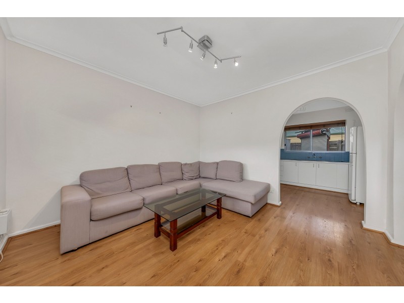 2/30 Banksia Grove, Tullamarine VIC 3043