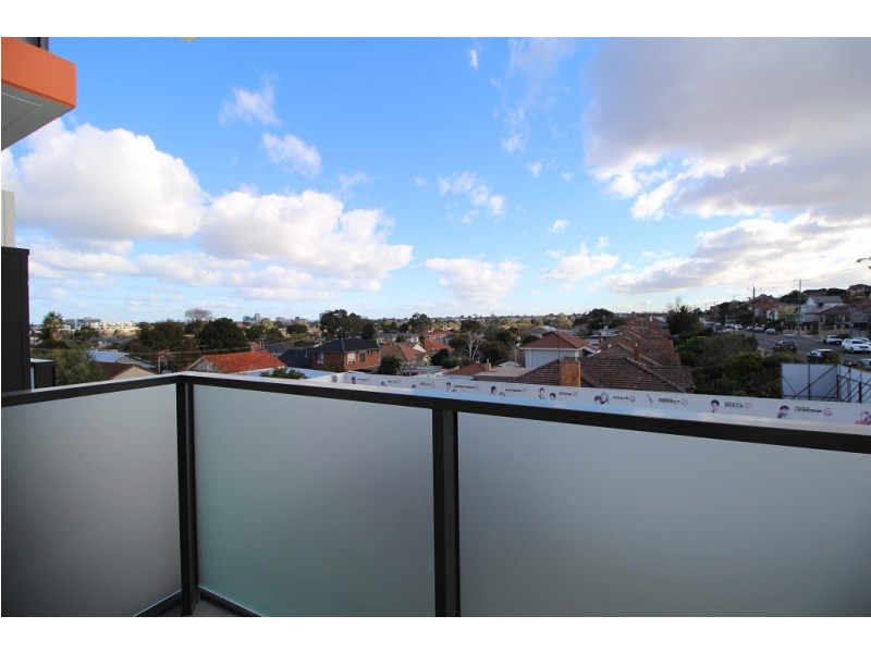 101/444-446 Moreland Road, Brunswick West VIC 3055