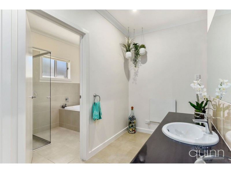 6 Eagle Court, Worrolong SA 5291