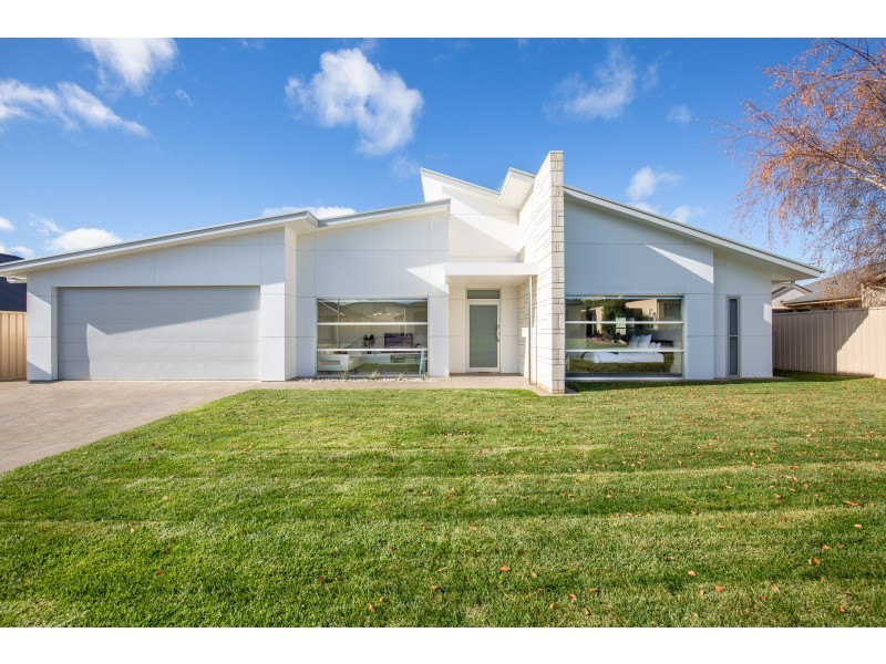 19 MAYFLOWER COURT, Mount Gambier SA 5290
