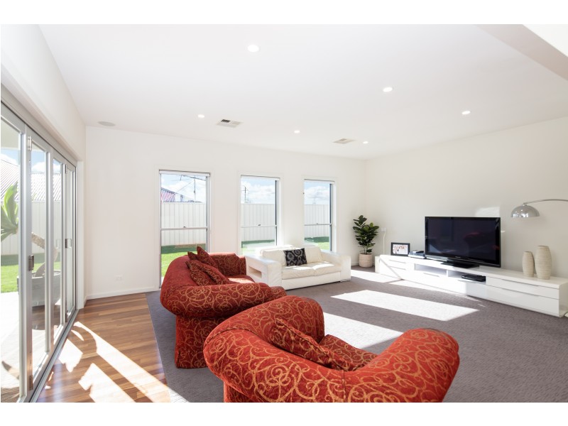 19 MAYFLOWER COURT, Mount Gambier SA 5290