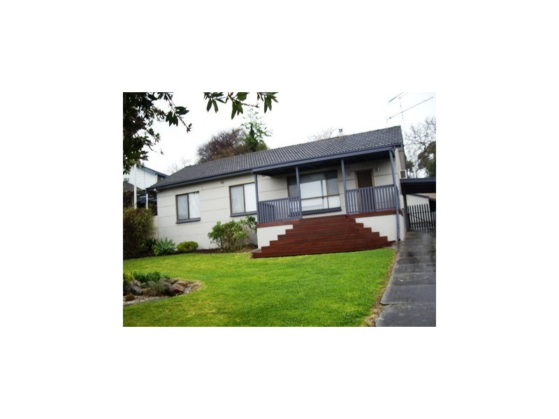 16 CURRAWONG CRESCENT, Mount Gambier SA 5290