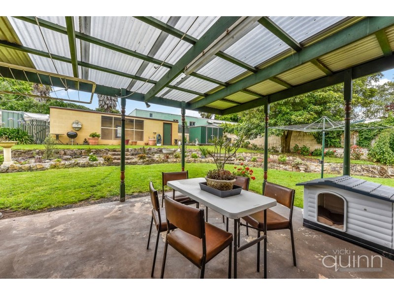 24 Boandik Terrace, Mount Gambier SA 5290