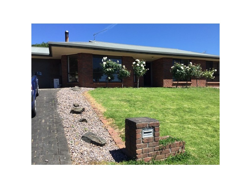 18 Peake Street, Mount Gambier SA 5290