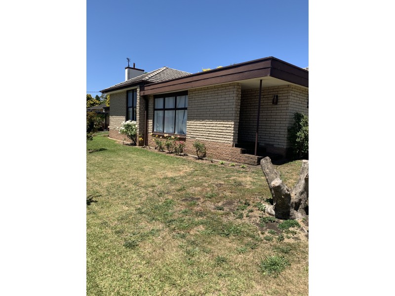 16 Sunnyside Drive, Mount Gambier SA 5290