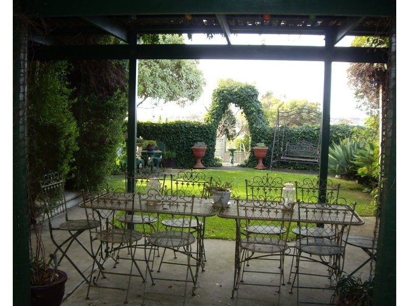 14 Lake Terrace West, Mount Gambier SA 5290