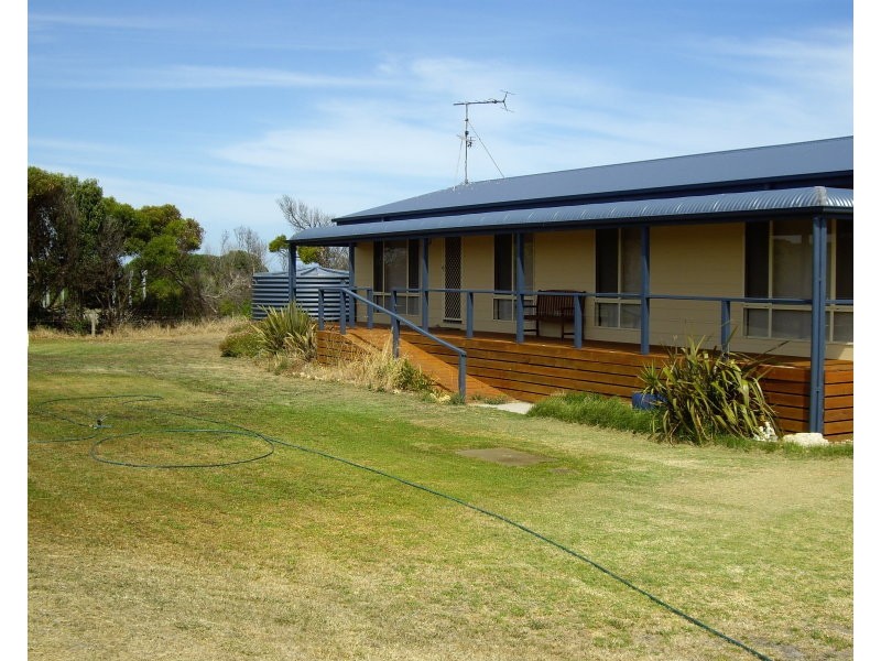 698 Eight Mile Creek Road, Eight Mile Creek SA 5291