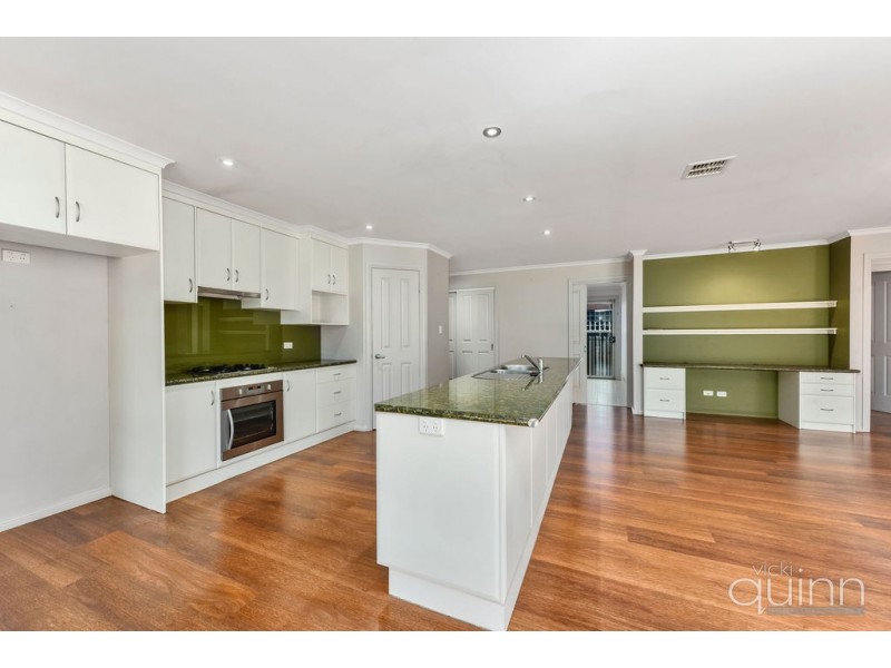 10 JASMINE AVENUE, Mount Gambier SA 5290