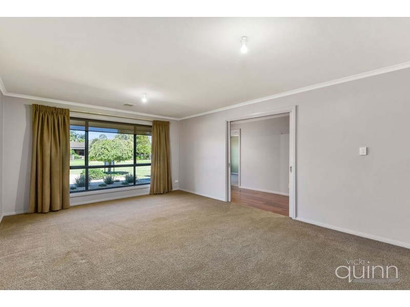 10 JASMINE AVENUE, Mount Gambier SA 5290