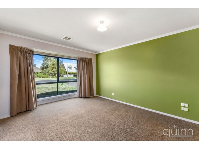 10 JASMINE AVENUE, Mount Gambier SA 5290