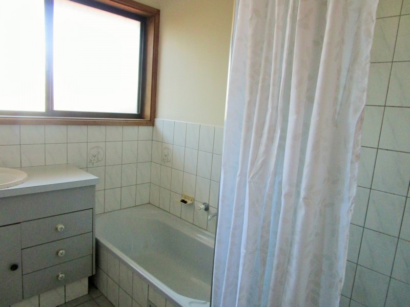 8 Leray Avenue, Mount Gambier SA 5290