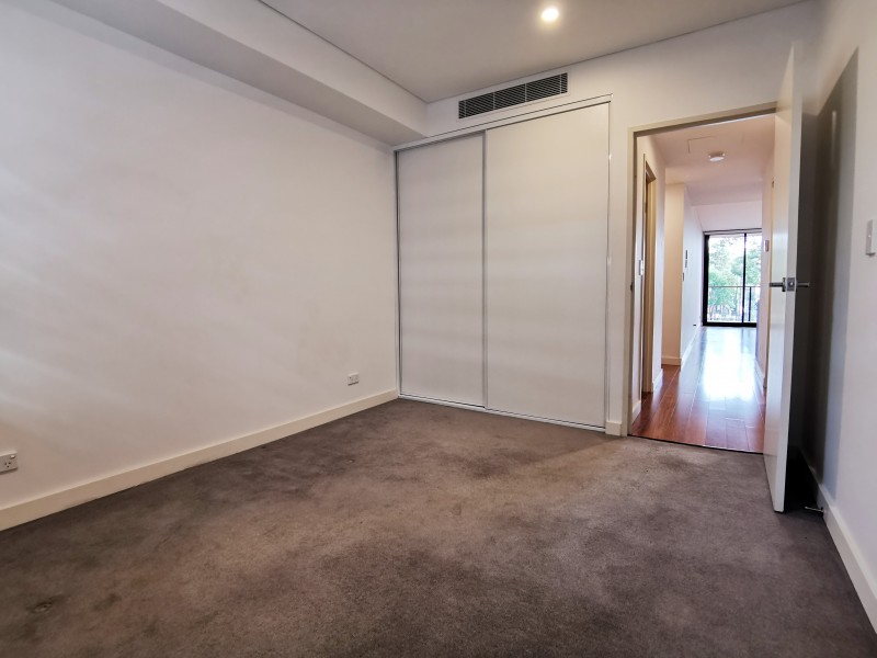 15/21 Bay Drive, Meadowbank NSW 2114