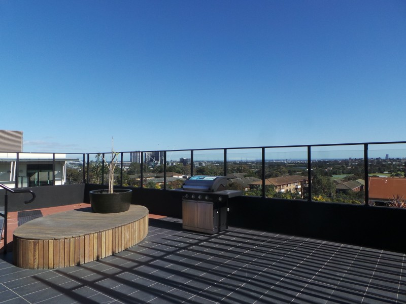 15/21 Bay Drive, Meadowbank NSW 2114