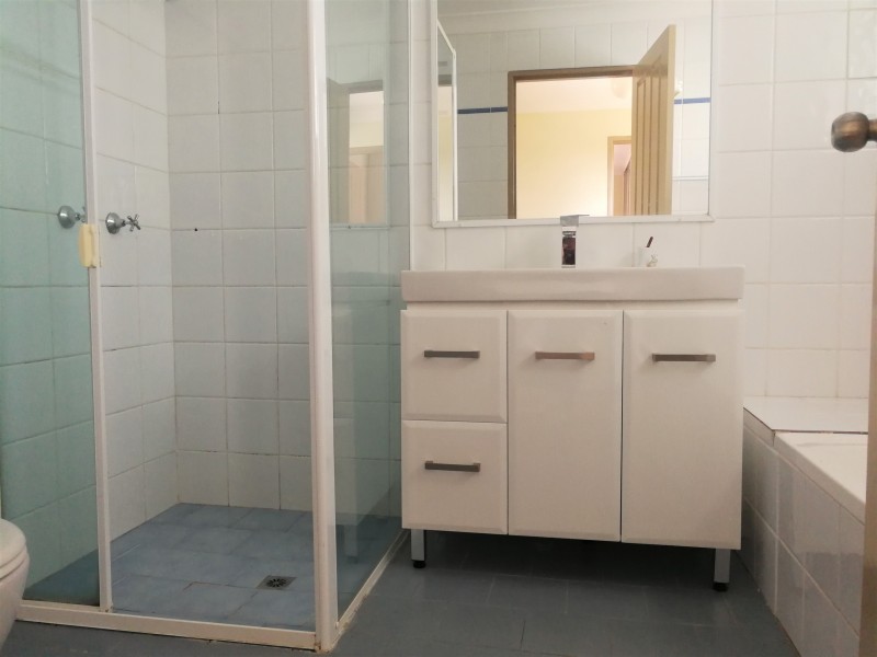 18/57 Bellevue Avenue, Georges Hall NSW 2198