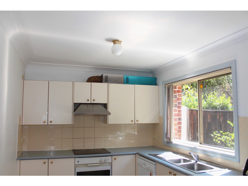 15/6-10 James St, Baulkham Hills NSW 2153