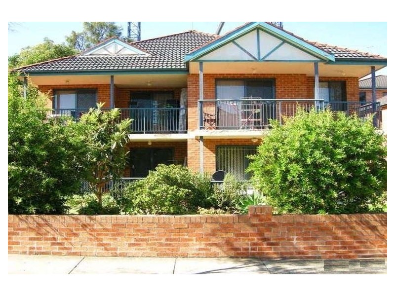 18/8-10 Gloucester Avenue, Burwood NSW 2134