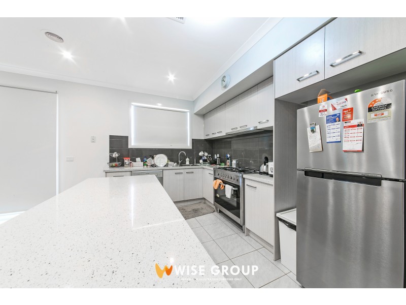 87 Bluehills Blvd, Pakenham VIC 3810