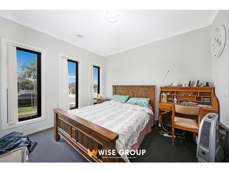 11 Taunton Drive, Pakenham VIC 3810