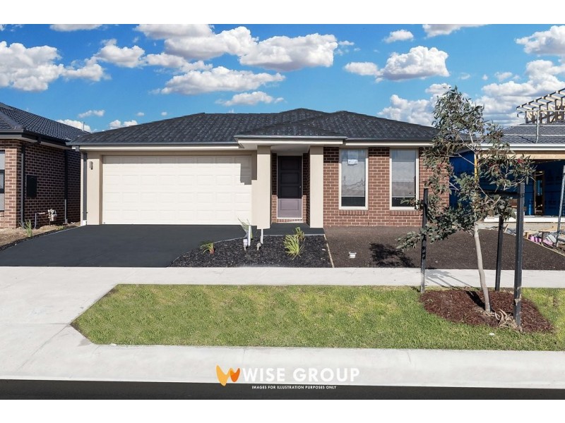 28 Swindale Way, Clyde North VIC 3978