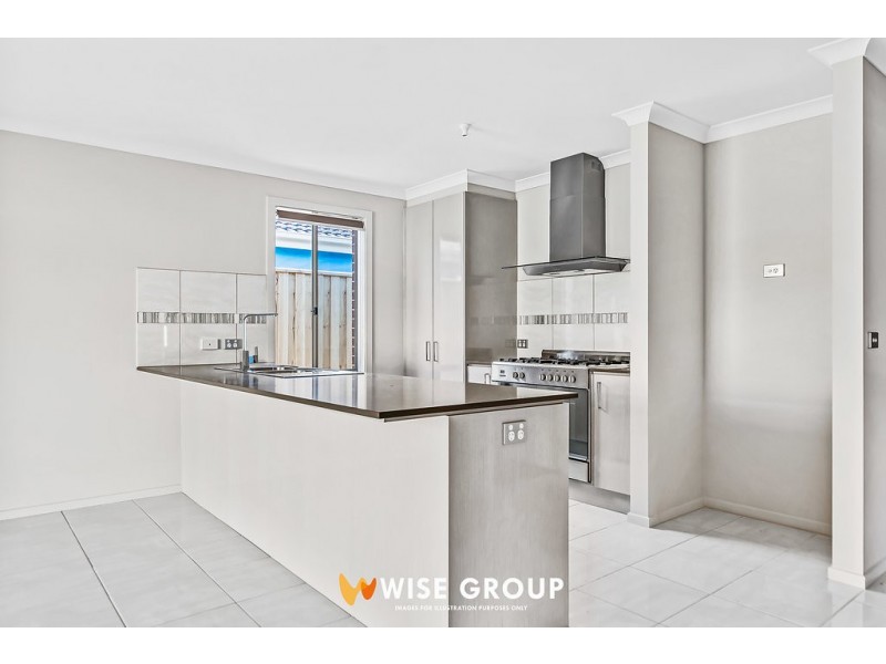 28 Swindale Way, Clyde North VIC 3978