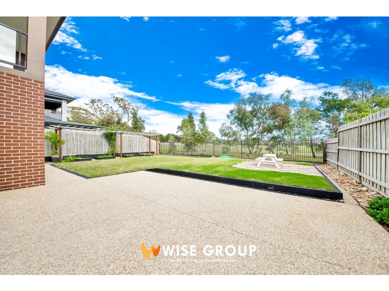 7 Toporoa Court, Sandhurst VIC 3977