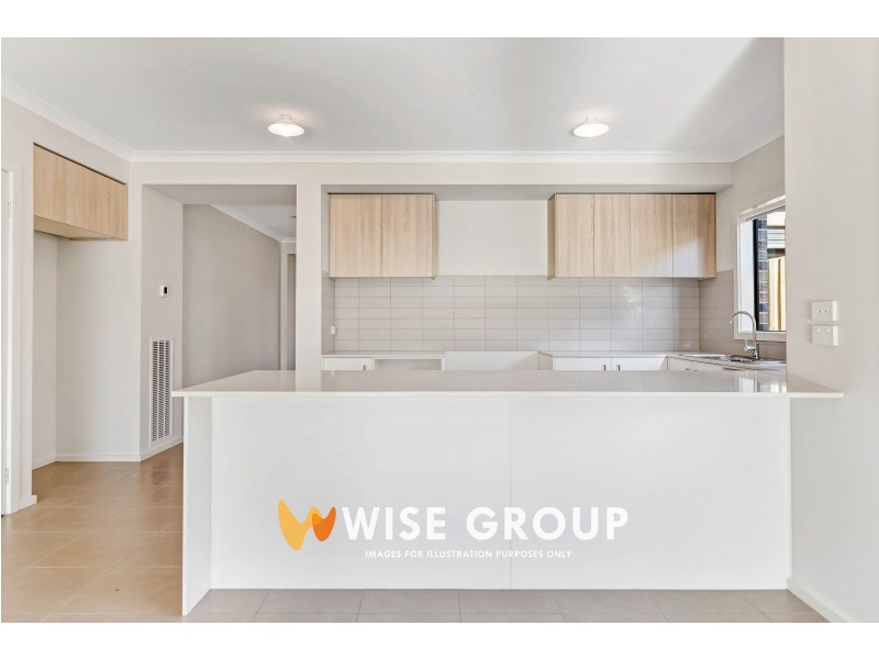 92  Fiorelli Boulevard, Cranbourne East VIC 3977