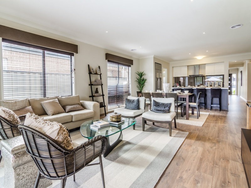 16 Epsom Drive, Cranbourne North VIC 3977